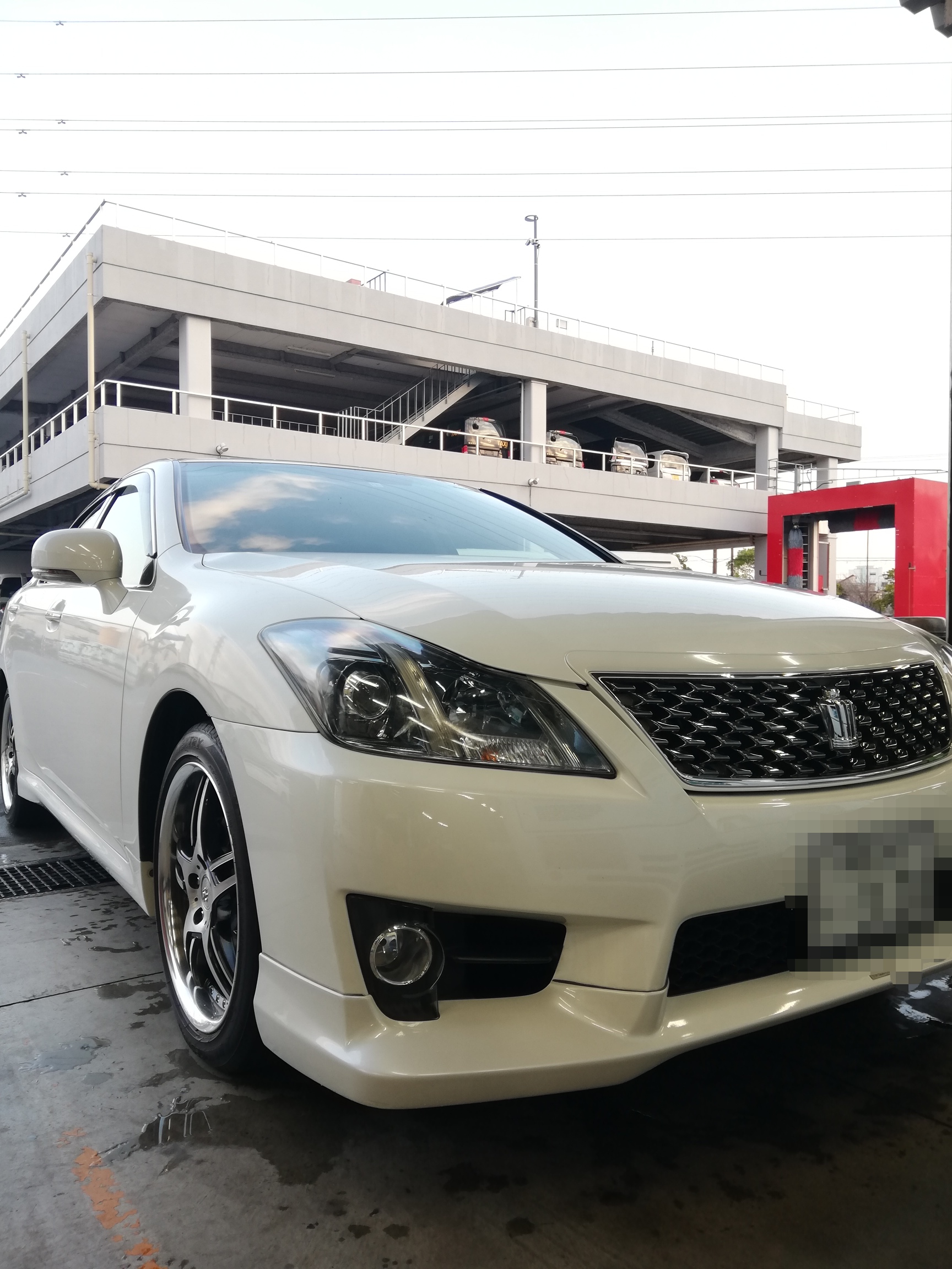 クラウンアスリート　車検のご紹介です^)